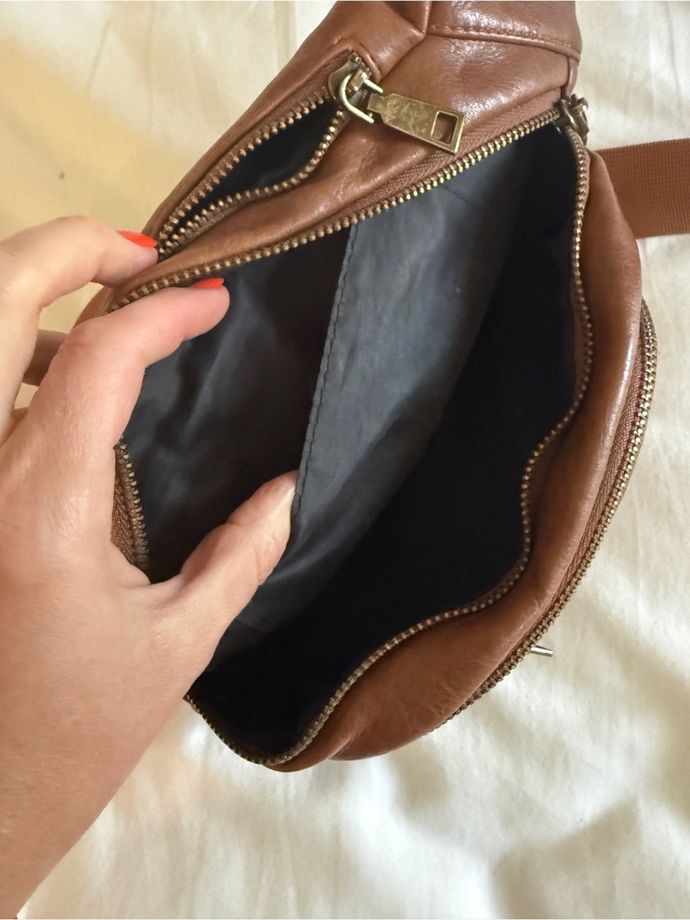 Born Primitive Brown Leather Crossbody Sling Bag - Picture 6 of 8
